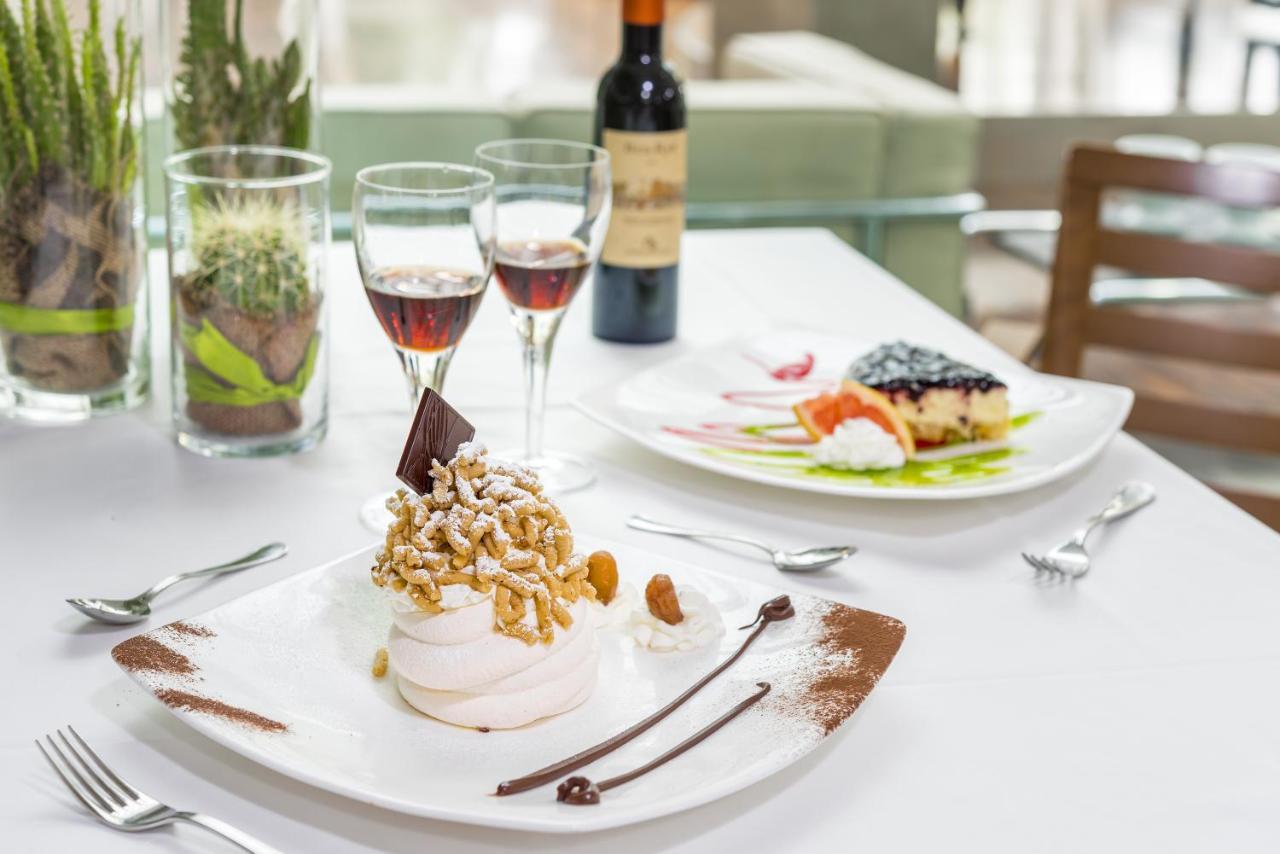 Albergo La Pace Segni ภายนอก รูปภาพ