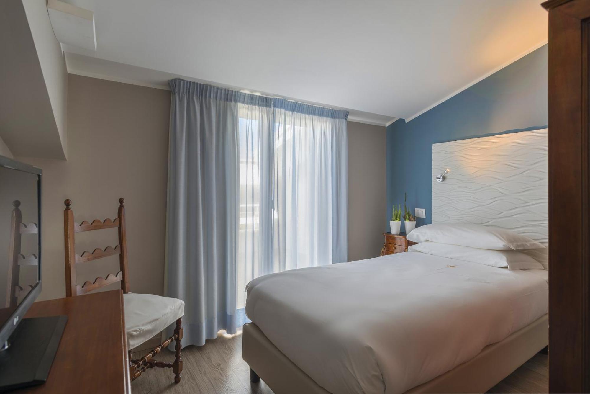 Albergo La Pace Segni ภายนอก รูปภาพ