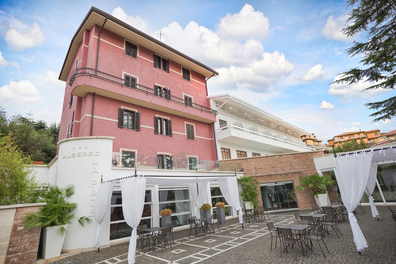 Albergo La Pace Segni ภายนอก รูปภาพ